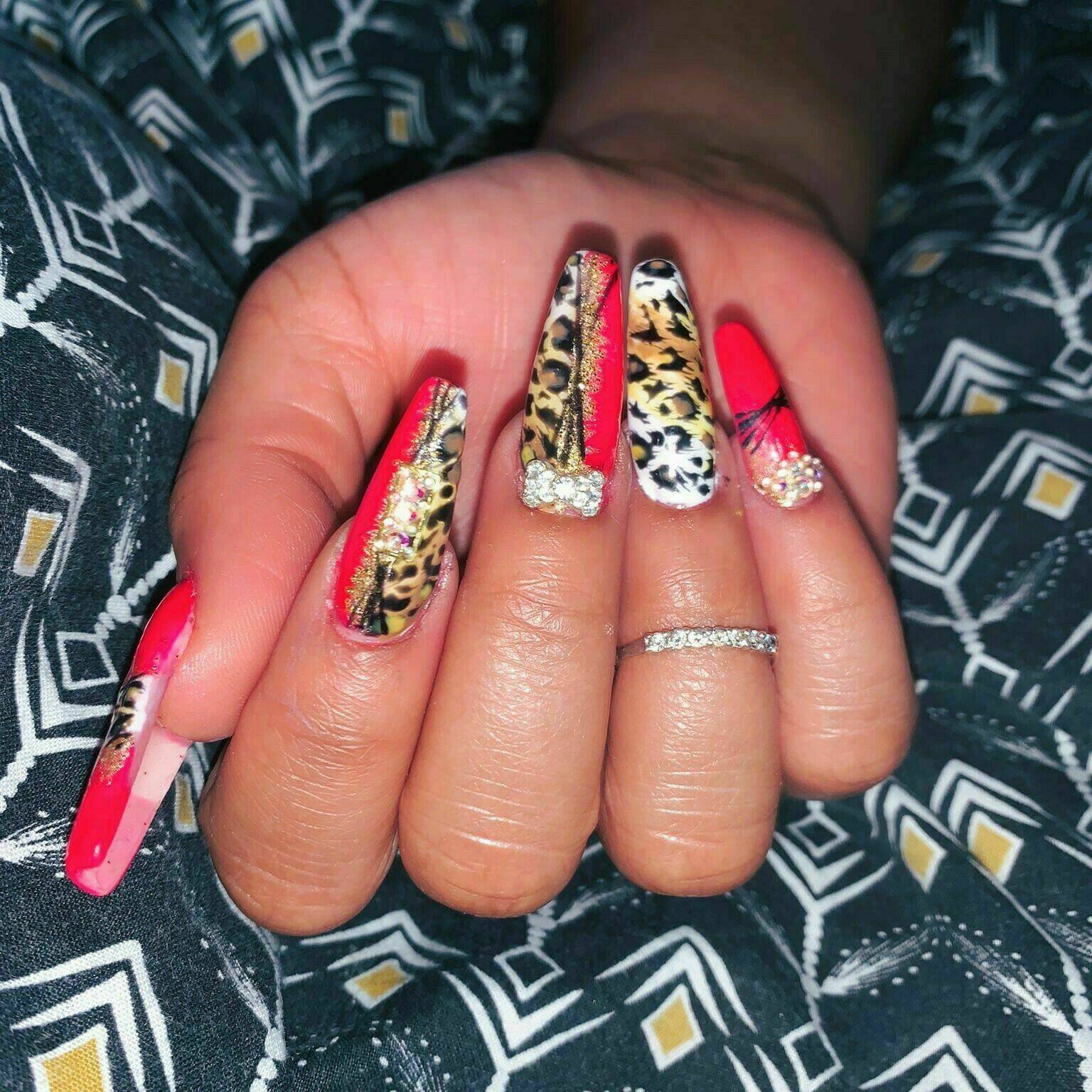 Pose capsules | Taille XL | Nail art niv. 3 - léopard (à main levée)