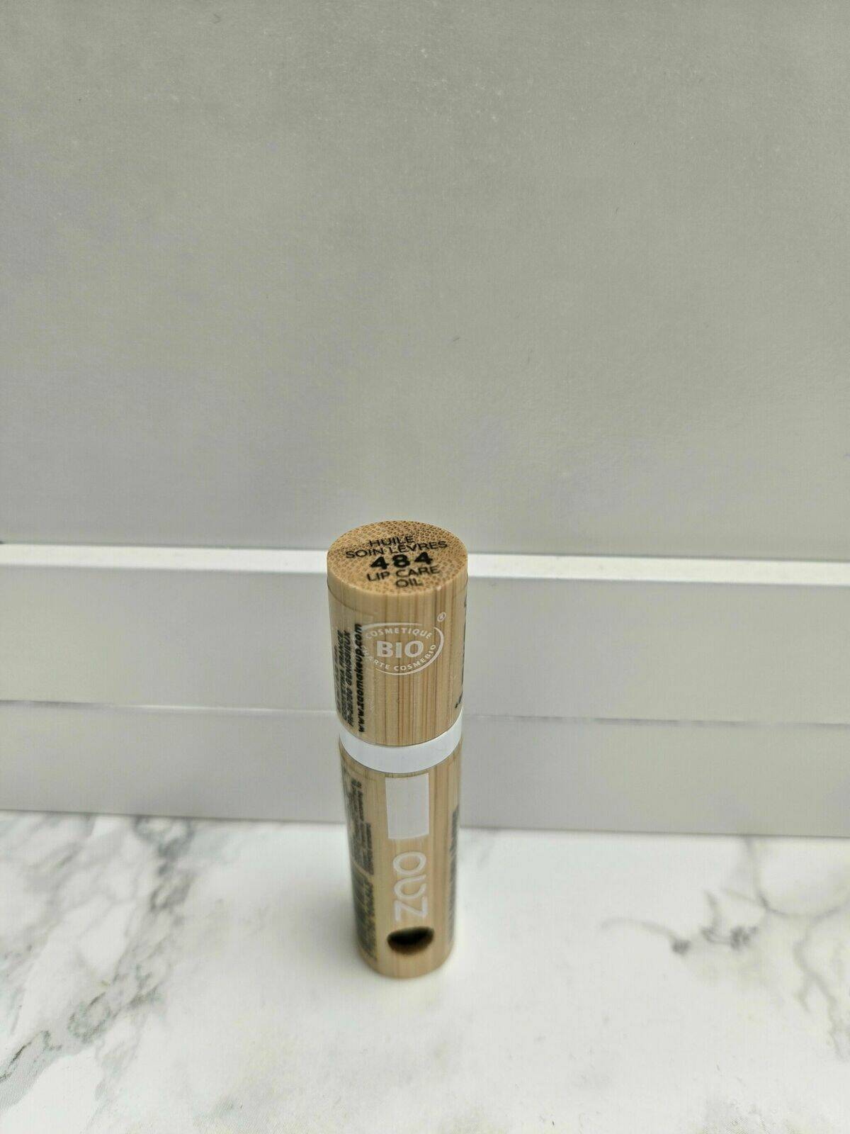 Huile de soins lèvres