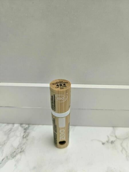 Huile de soins lèvres