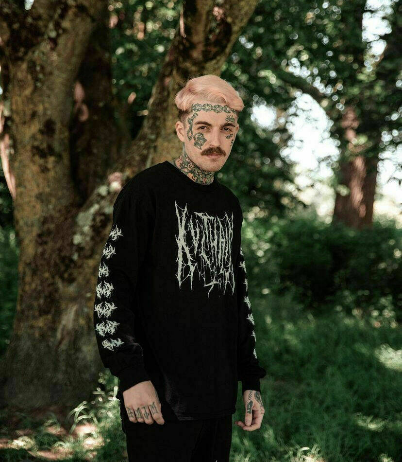 	•	Filename: kids-haircut-buxton.jpg Alt text: “Kids haircut at KVL Hair barbershop in Buxton”