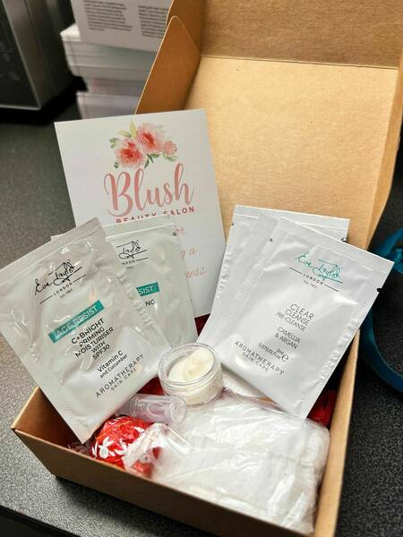 christmas facial box- age resist