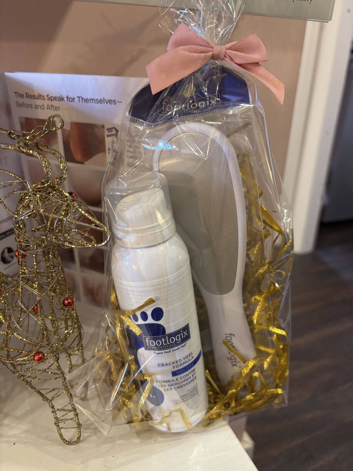 Footlogix Cracked Heel Rescue Gift Set – Mousse & Foot File