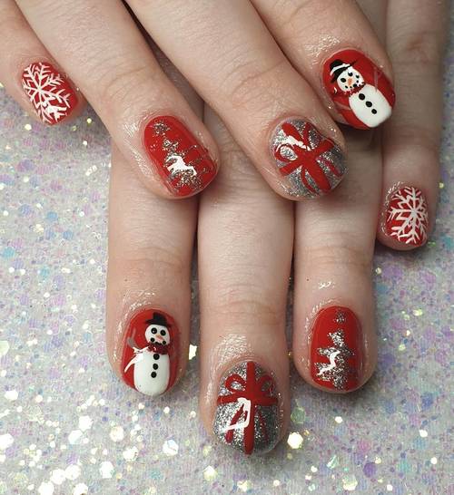 Who said natural nails have to be boring? These was done with gel polish 