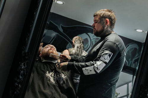 	•	Filename: modern-mens-hairstyle-buxton.jpg Alt text: “Modern men’s hairstyle by barbers at KVL Hair in Buxton”