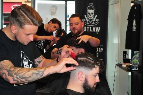 Davie runs education days all over uk for some of the biggest company's in the business 